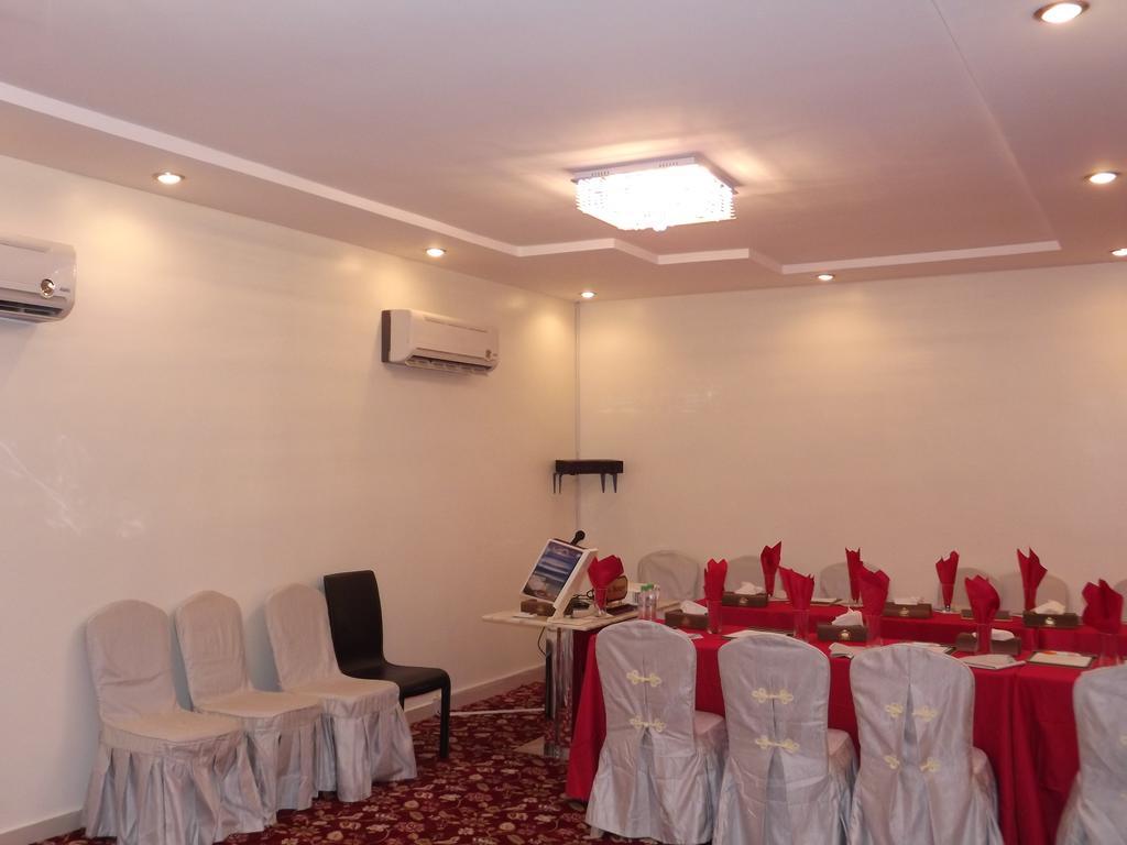 Sofi Hotel Dammam Buitenkant foto