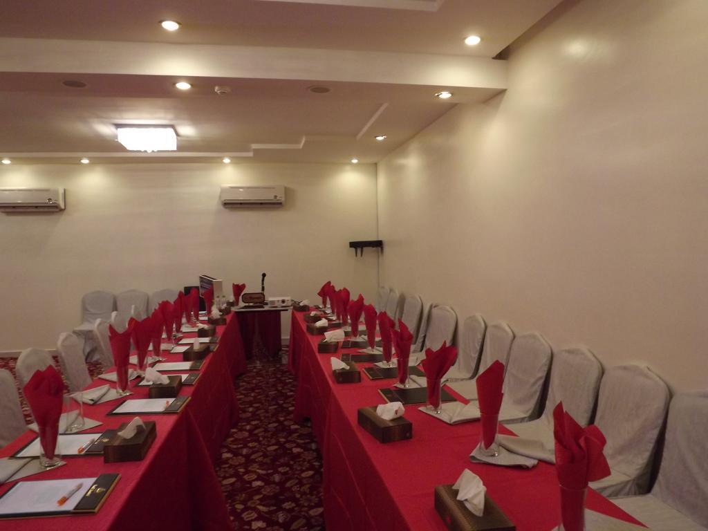 Sofi Hotel Dammam Buitenkant foto